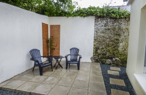 Tenby Cottage | Harbour Beach at The Hideaway