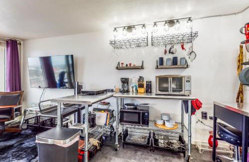 Lenox Park Apartment | Harbour Beach Resort Unit 516