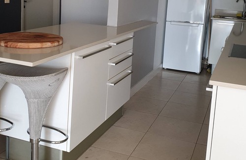 Victoria and Alfred Waterfront Apartment | Harbour Bridge 216