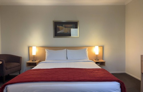 Tauranga Hotel | Harbour City Motor Inn