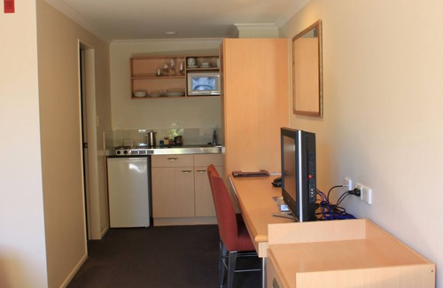Tauranga Hotel | Harbour City Motor Inn
