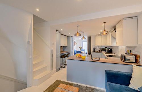 Ramsgate House | Harbour Cottage - Ramsgate