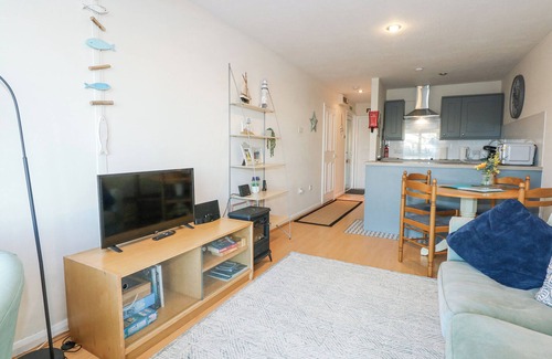 Borth-y-Gest Cottage | Harbour Escape