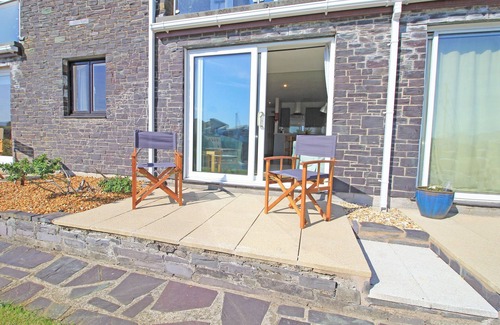 Borth-y-Gest Cottage | Harbour Escape