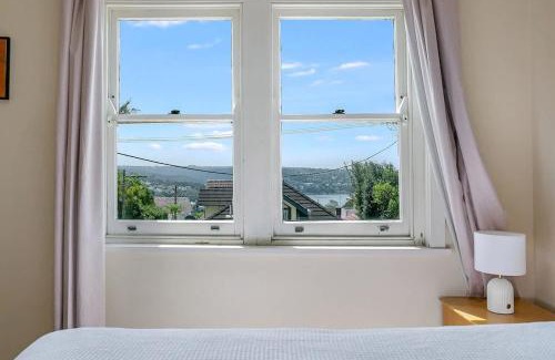 Cremorne Apartment | Harbour Grove Sanctuary w Garage Quiet & Private