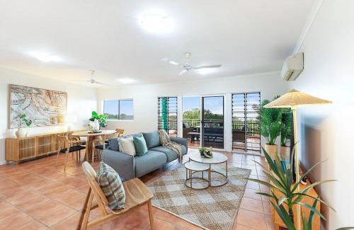 Darwin City Centre Apartment | Harbour Haven - A Parkside CBD Address