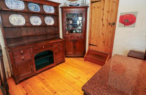 Fishguard House | Harbour High Annex