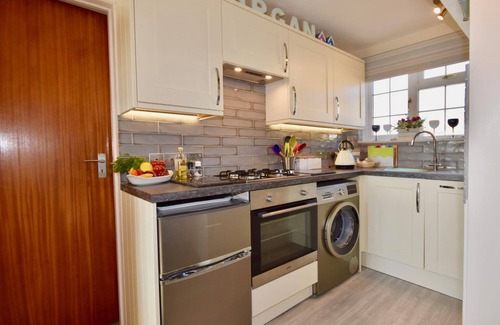 Yarmouth House | Harbour Life two bed First Floor Apartment