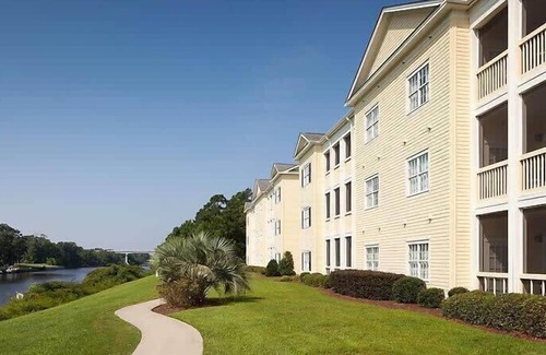 Myrtle Beach Condo | Harbour Lights Resort - Hotel Room