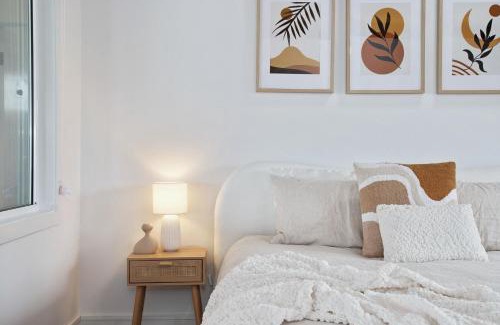 Batemans Bay Apartment | Harbour Marina - Absolute waterfront apartment