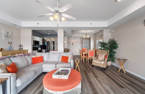 Lakeland Condo | Harbour Towne 202 - Expansive main channel views!