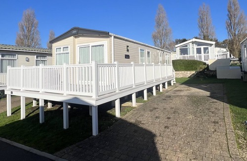 Hamworthy House | Harbour View - 6 Berth Family Caravan - Rockley Park, Haven. Anchors Rest