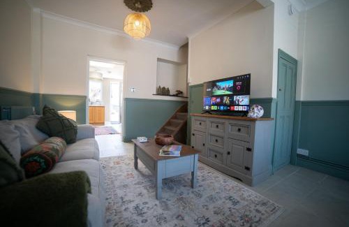 Goodwick House | Harbour View by Ty Annie Holidays