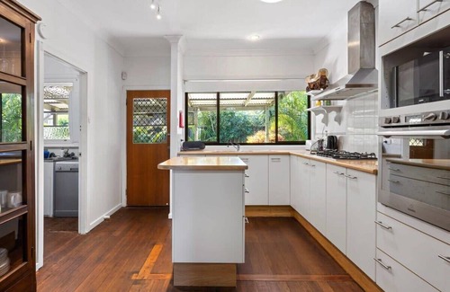 Stockton House | Harbour View Delight - Opposite Newcastle Harbour