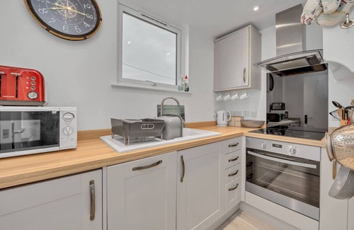 Martlesham Heath Ski Chalet | Harbour View, with stunning views Felixstowe Ferry