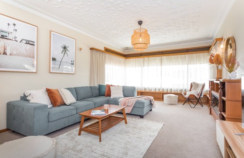 Albany House | Harbourview House - coast chic in the CBD