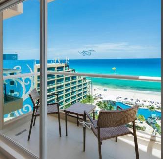 Zona Hotelera Resort | Hard Rock Hotel Cancun - All Inclusive