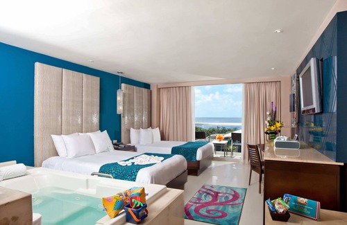 Zona Hotelera Resort | Hard Rock Hotel Cancun - All Inclusive
