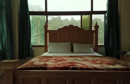 Hunza Hotel | Hard Rock Hotel Minapin