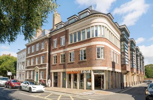 Bootham Apartment | Hare Hideaway - Apartment 200m from York Minster