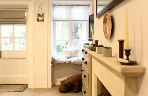 Chipping Norton House | Hare House