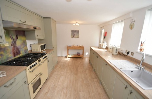Woodhall Spa House | Hare Lodge - attractive bungalow, the historic inland resort of Woodhall Spa.