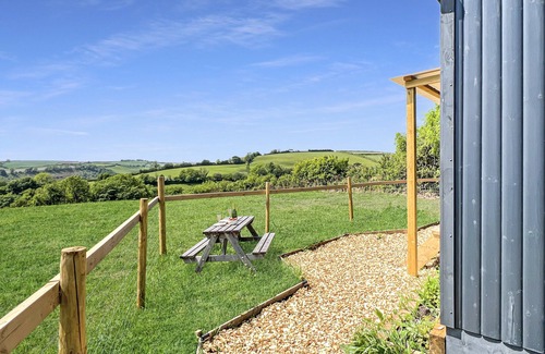 South Molton Apartment | Hares Hideaway Shepherd's Hut, North Molton