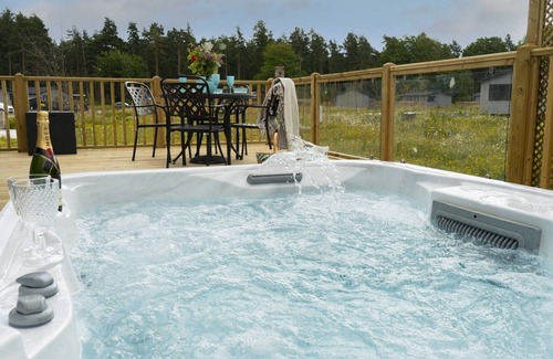 Ryther Apartment | Hares Leap - Lodge with Hot Tub