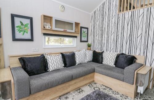 Llandrindod Wells House | Hares Rest