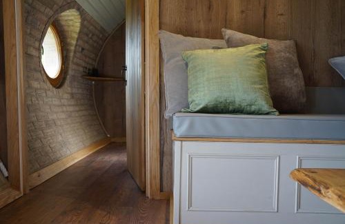 Rhayader House | Hares View