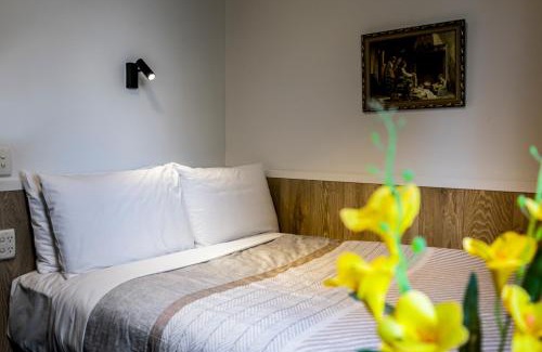 Christchurch Cabin | Harewood Lodge