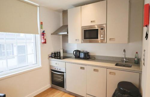 Bristol Floating Harbour Apartment | Harford House Studios 9 - Hopewell
