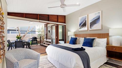 Noraville House | Hargraves Beachfront at Noraville