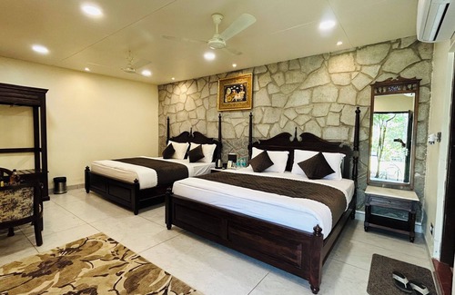 Mount Abu Hotel | Hari Niwas - A Boutique Garden Resort Mount Abu