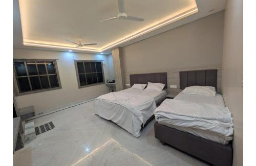 Varanasi Hotel | Haritwal Guest House