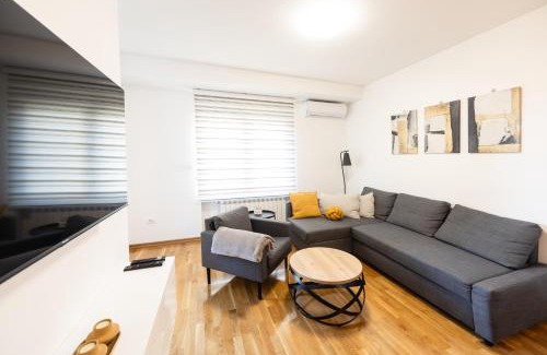 Kragujevac Apartment | Harizma apartmani - Iris