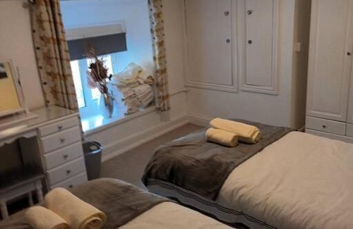 Llanbedr Apartment | Harlech/HUGE Three bedroom/BEST location