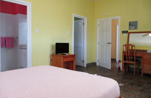 St. Lawrence Gap Bed & Breakfast | Harlem B & B