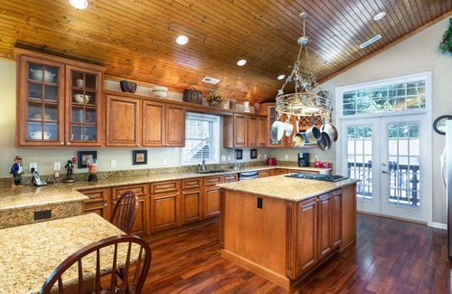 Chimney Rock House | Harley's River Walk - Mr Lake Lure Vacation Rentals