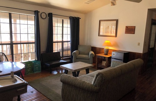 Huntsville Cabin | Harman lodge in the heart of the Ozark Wilderness
