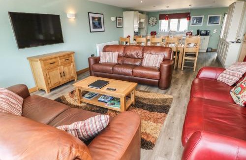 Solva House | Harmon Vale