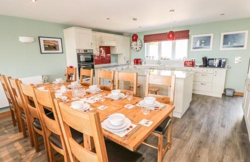 Solva House | Harmon Vale