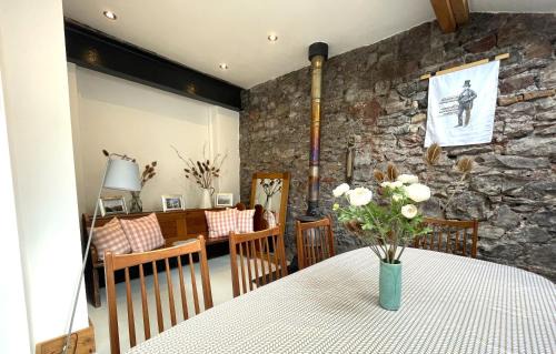 Clifton House | Harmonious home in the heart of Clifton Village