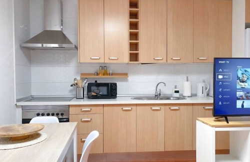 Telde Ski Chalet | Harmony Beach House - 2BR Sea Views Terrace