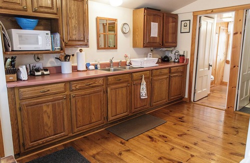 Northport Cabin | HARMONY COTTAGE - Town of Northport