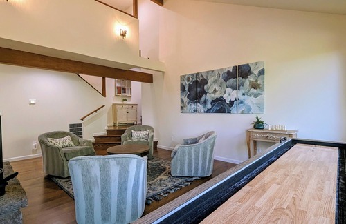 Sherwood House | Harmony Estate - Close to Portland and Wine Country Enjoy Your Peaceful Retreat