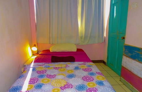 Jaco Cabin | Harmony Lodge just two blocks fro m the beach