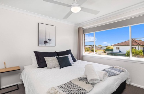 Greenwell Point House | Harmony on Haiser - perfect riverside retreat just metres from the water’s edge!