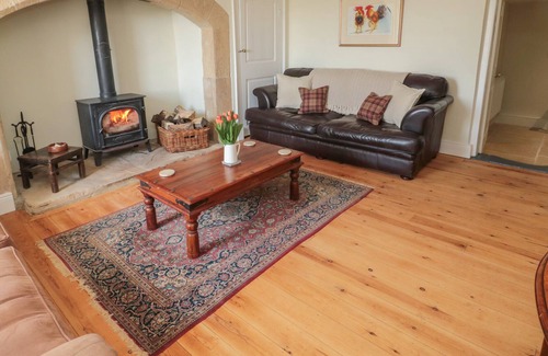 Hallington Cottage | HARNHAM HALL COTTAGE, family friendly, with open fire in Ponteland
