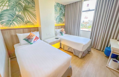South Triangle Hotel | Harolds Hotel Quezon City